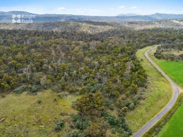 Cottage for rent in Buckland, Tasmania