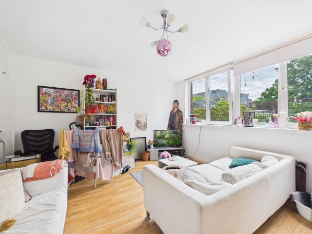 House for rent in Hoxton, Greater London