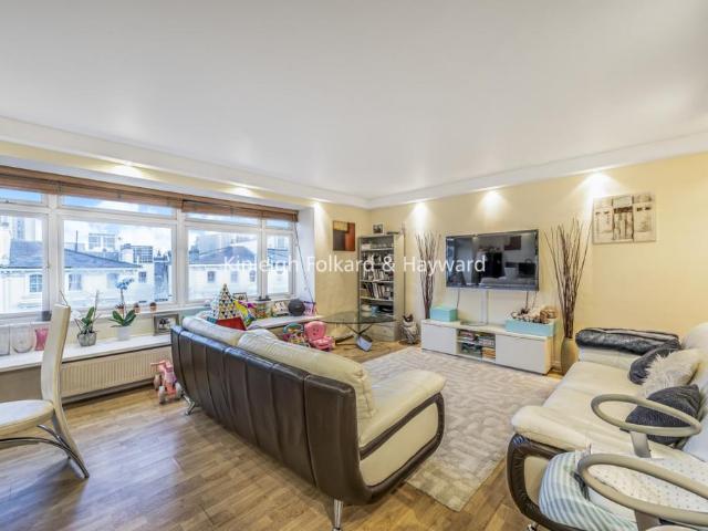 Apartment for rent in Belsize Park, Greater London