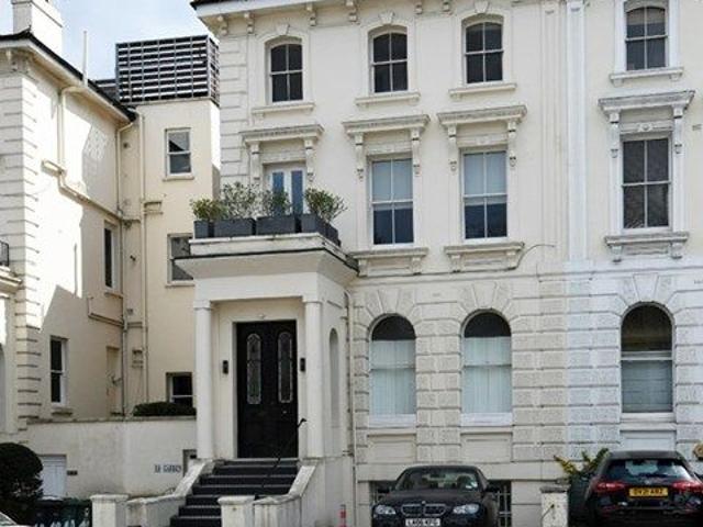 Apartment for rent in Belsize Park, Greater London