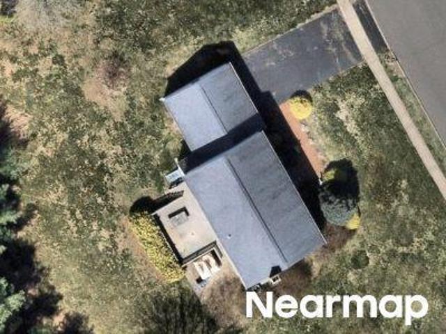 House for sale in Cheshire, Connecticut