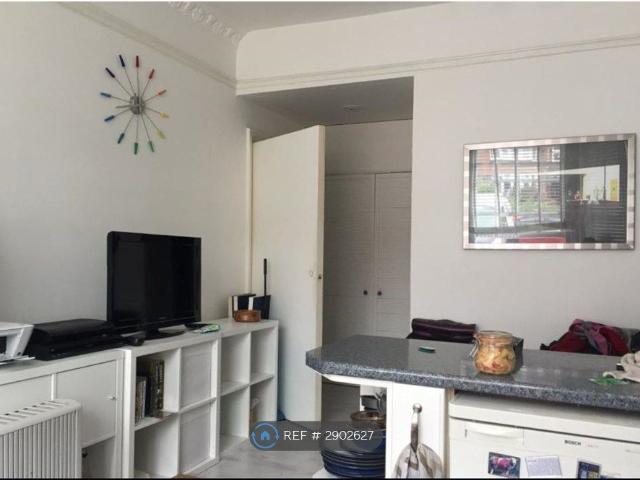 Apartment for rent in Ringlestone, Maidstone