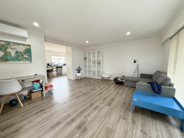 Apartment for rent in Howick, Oroua County