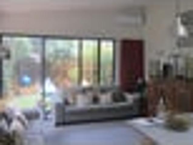 Townhouse for rent in Howick, Oroua County