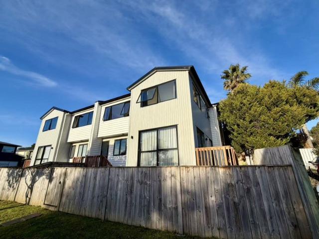 House for rent in Howick, Oroua County