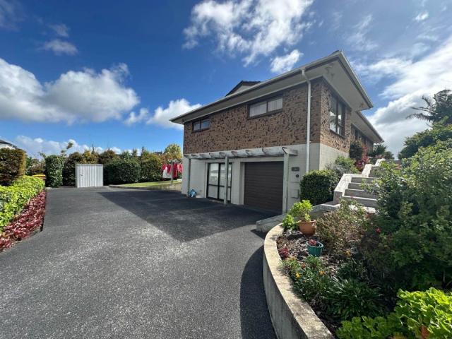 House for rent in Howick West, Howick