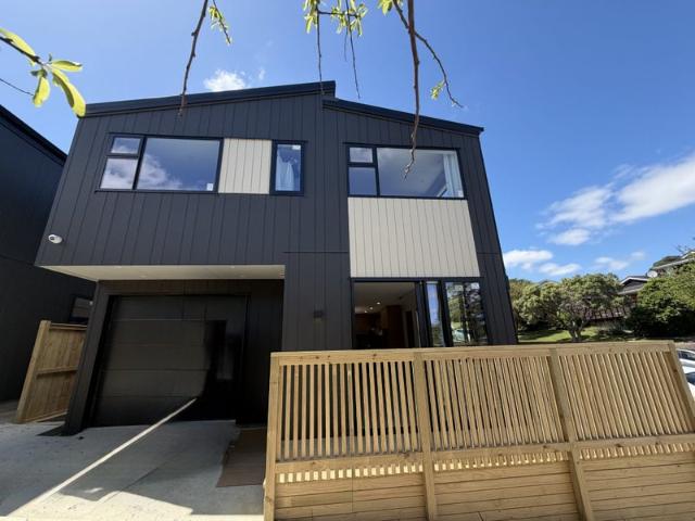 House for rent in Eastern Beach, Howick