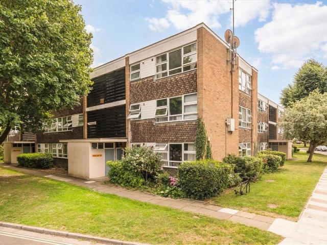 Apartment for rent in Ham, Greater London