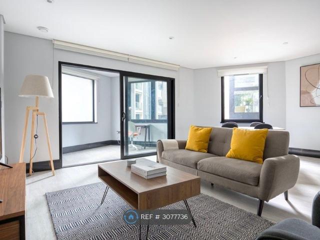 Apartment for rent in St. George in the East, Greater London