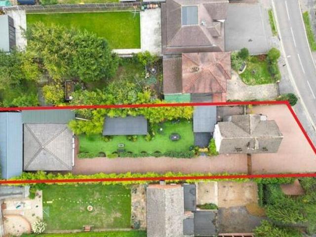 House for sale in Watford, Hertfordshire