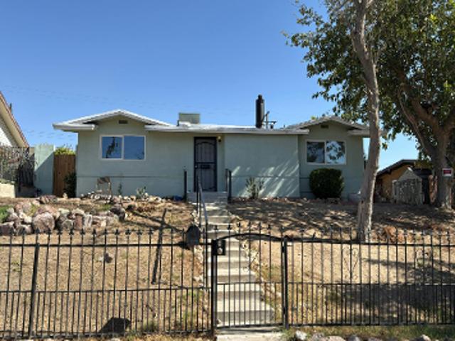 House for sale in Bakersfield, Kern County