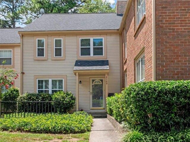 House for sale in Dunwoody, Georgia