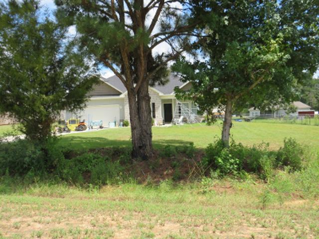 House for sale in Cottonwood, Alabama