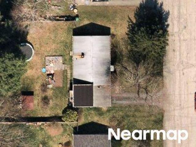 House for sale in Dudley, Massachusetts