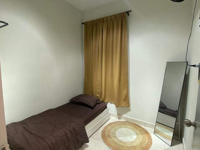 Room for rent in Kawasan Perindustrain Jalan Usahawan, Kuala Lumpur