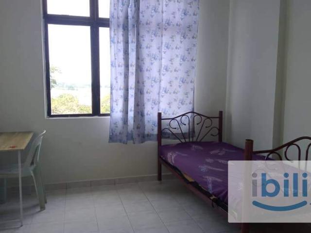 Room for rent in Malaka