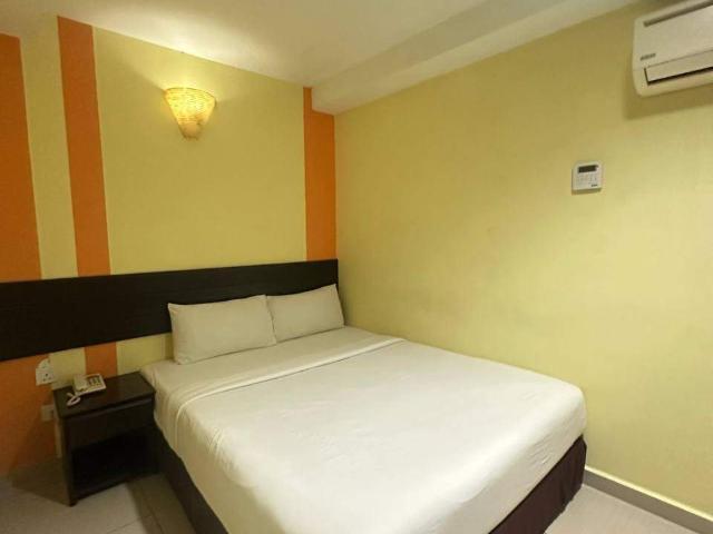 Room for rent in Country Heights Damansara, Kuala Lumpur