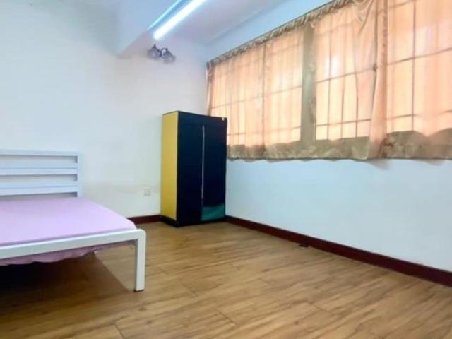 Room for rent in Petaling, Damansara Damai