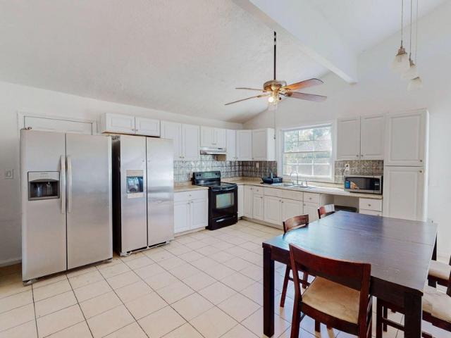 Room for rent in Clayton, Georgia