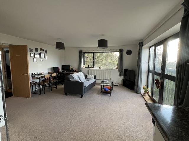 Apartment for rent in Mount Wise