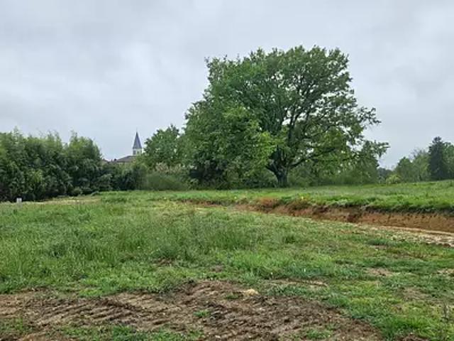Terrain vente à Bourg-en-Bresse, Buellas