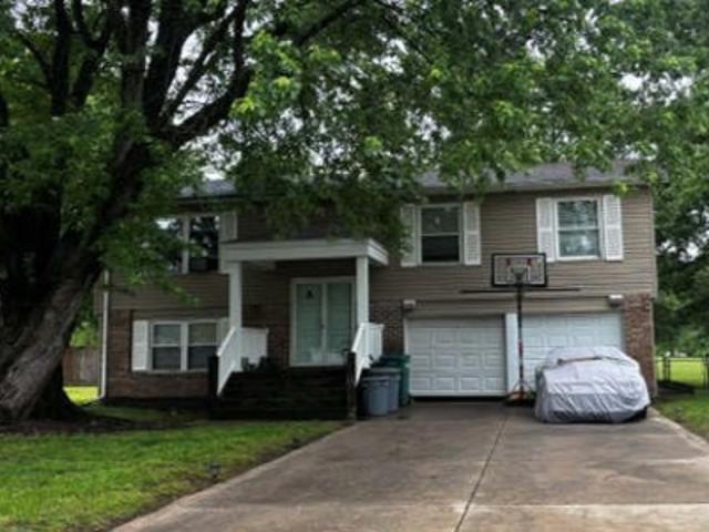 House for sale in Illinois