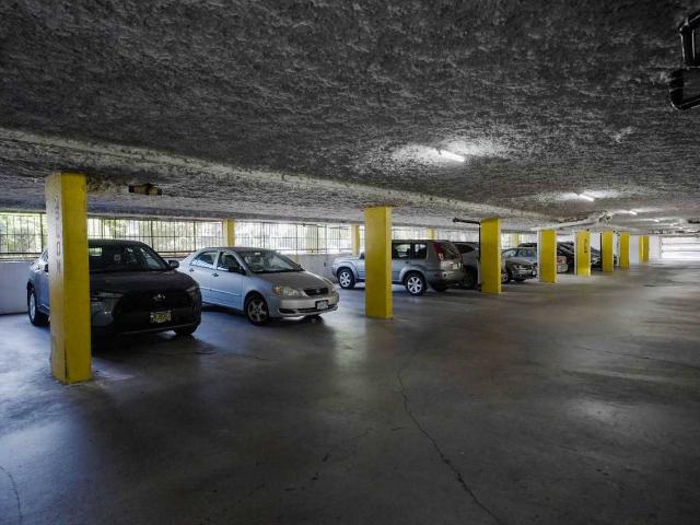 Apartment for rent in Surrey, British Columbia