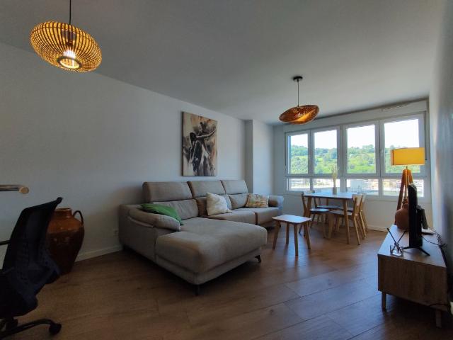 Apartamento en alquiler en Ekialdea, Donostia-san Sebastián