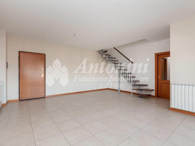 Appartamento in affitto a Tor San Giovanni, Roma Capitale