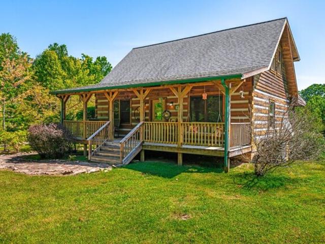 House for sale in Freetown, Indiana