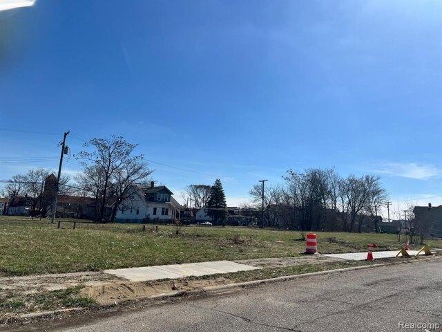 Land for sale in Hamtramck Land for sale in Hamtramck