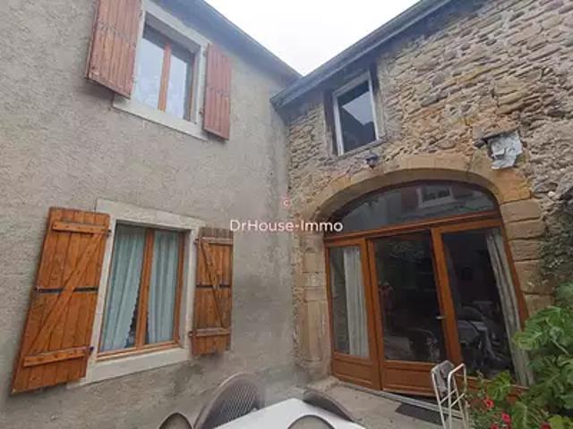 Maison vente à Oloron-Sainte-Marie, Bugnein