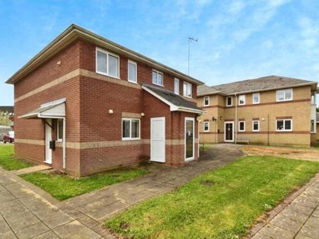 House for rent in Lyons, Greater London