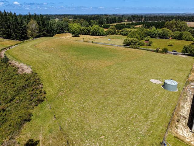 Property for sale in Canterbury