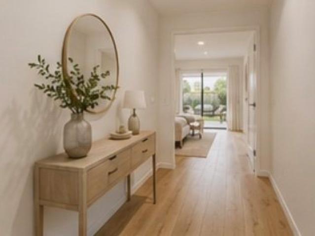Cottage for sale in Ascot, City of Belmont