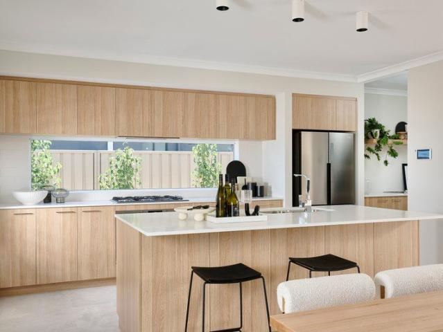 Cottage for sale in Hammond Park, Western Australia