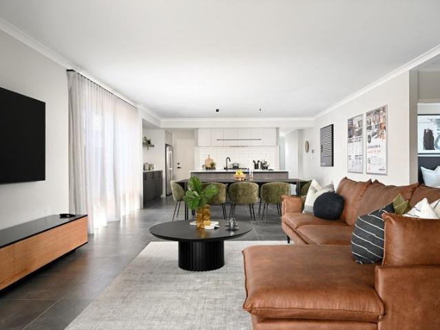 Cottage for sale in Parklands, Western Australia