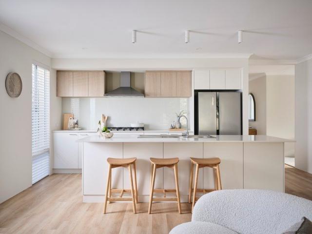 Cottage for sale in Mundijong, Western Australia