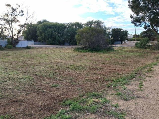 Land for sale in Port Wakefield, South Australia