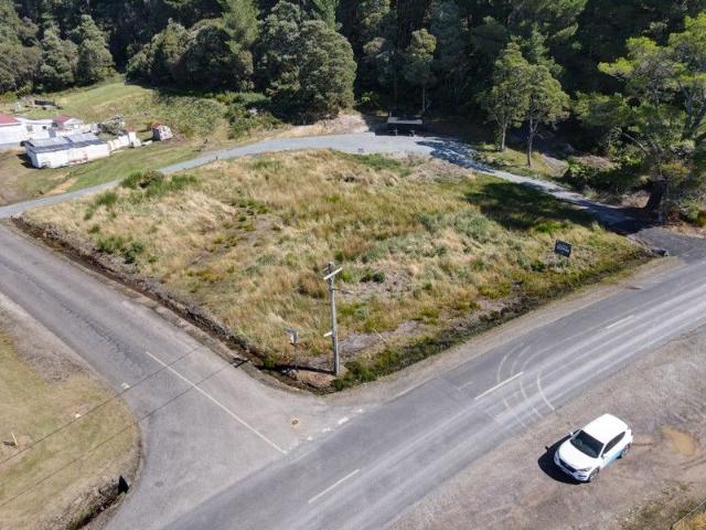 Land for sale in Zeehan, Tasmania