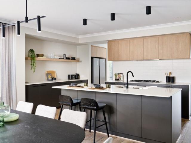Cottage for sale in Jandakot, Western Australia