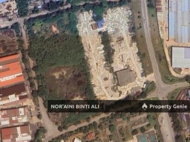 Warehouse for sale in Pahang
