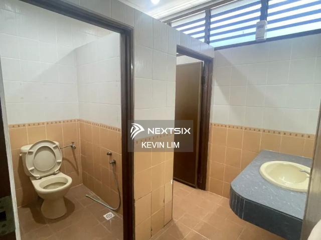 Shop for rent in Georgetown, Penang