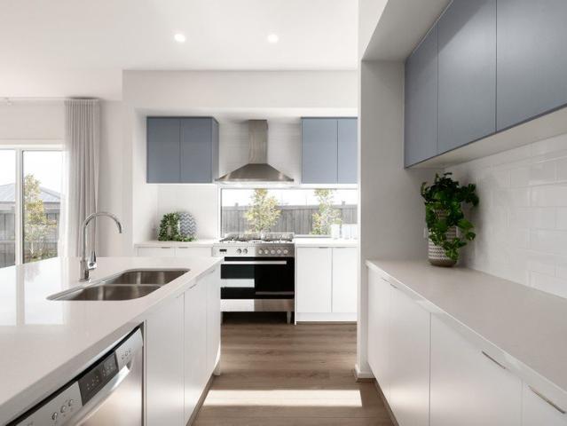 Cottage for sale in Smythes Creek, Victoria