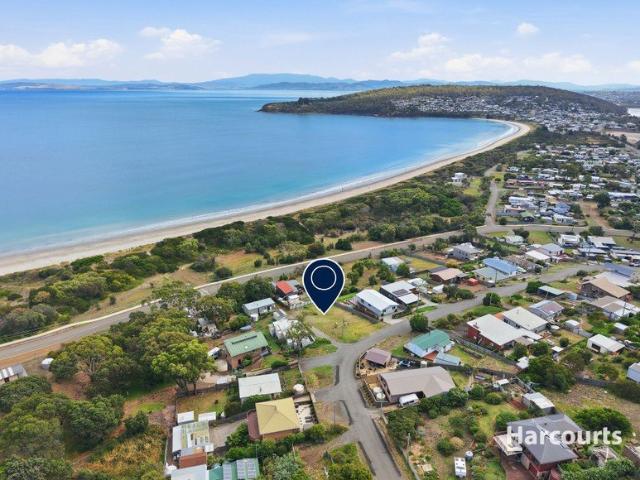 Land for sale in Primrose Sands, Tasmania