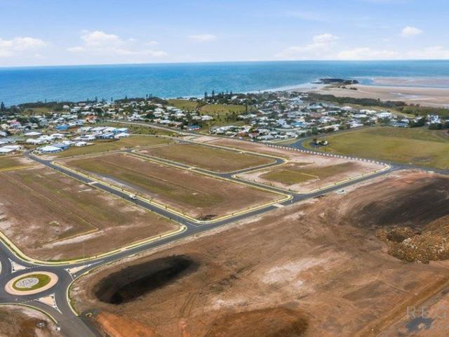 Land for sale in Elliott Heads, Queensland