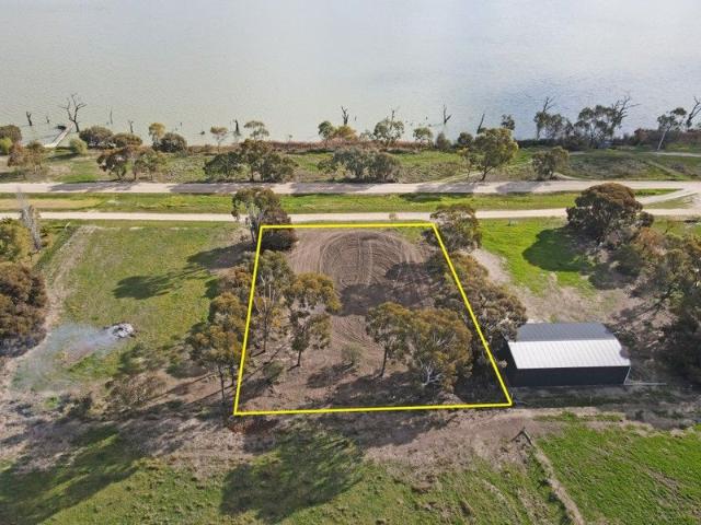 Land for sale in Lake Charm, Victoria