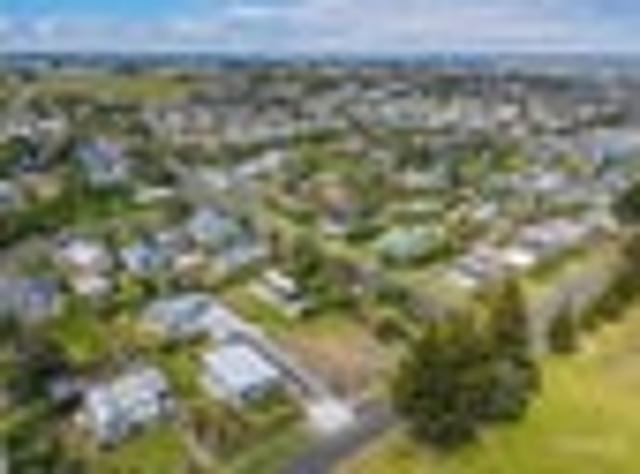 Land for sale in Castlecliff, Manawatu-Whanganui
