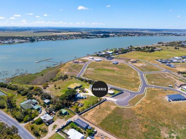 Land for sale in Hindmarsh Island, South Australia