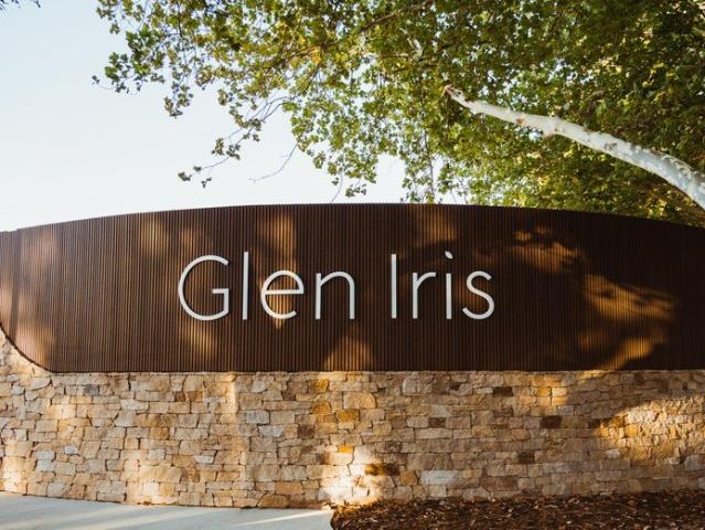 Cottage for sale in Jandakot, Western Australia